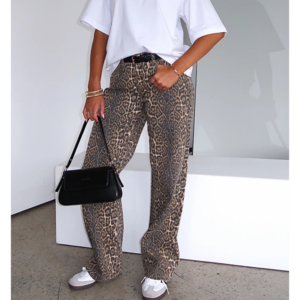 Stella Low Rise Wide Leg Jeans- Leopard, White Fox